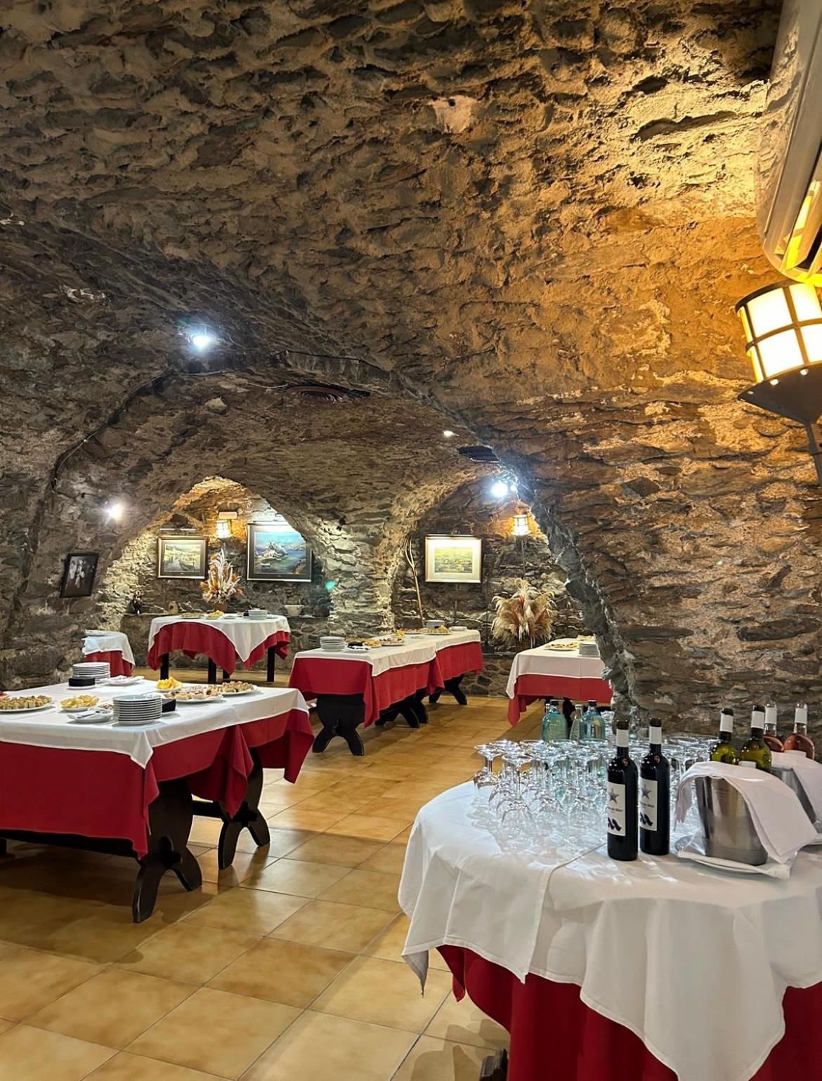Hostal La Tina El Port De La Selva Εξωτερικό φωτογραφία